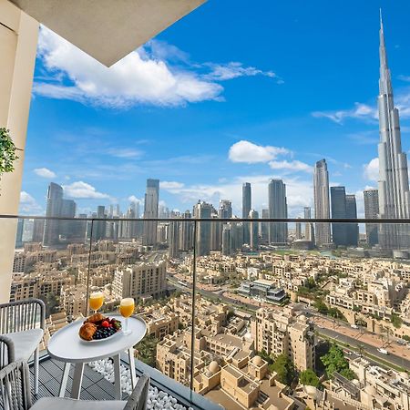 Smartstay At Burj Royale - Full Burj Khalifa View - Brand New Luxury Apartments دبي المظهر الخارجي الصورة