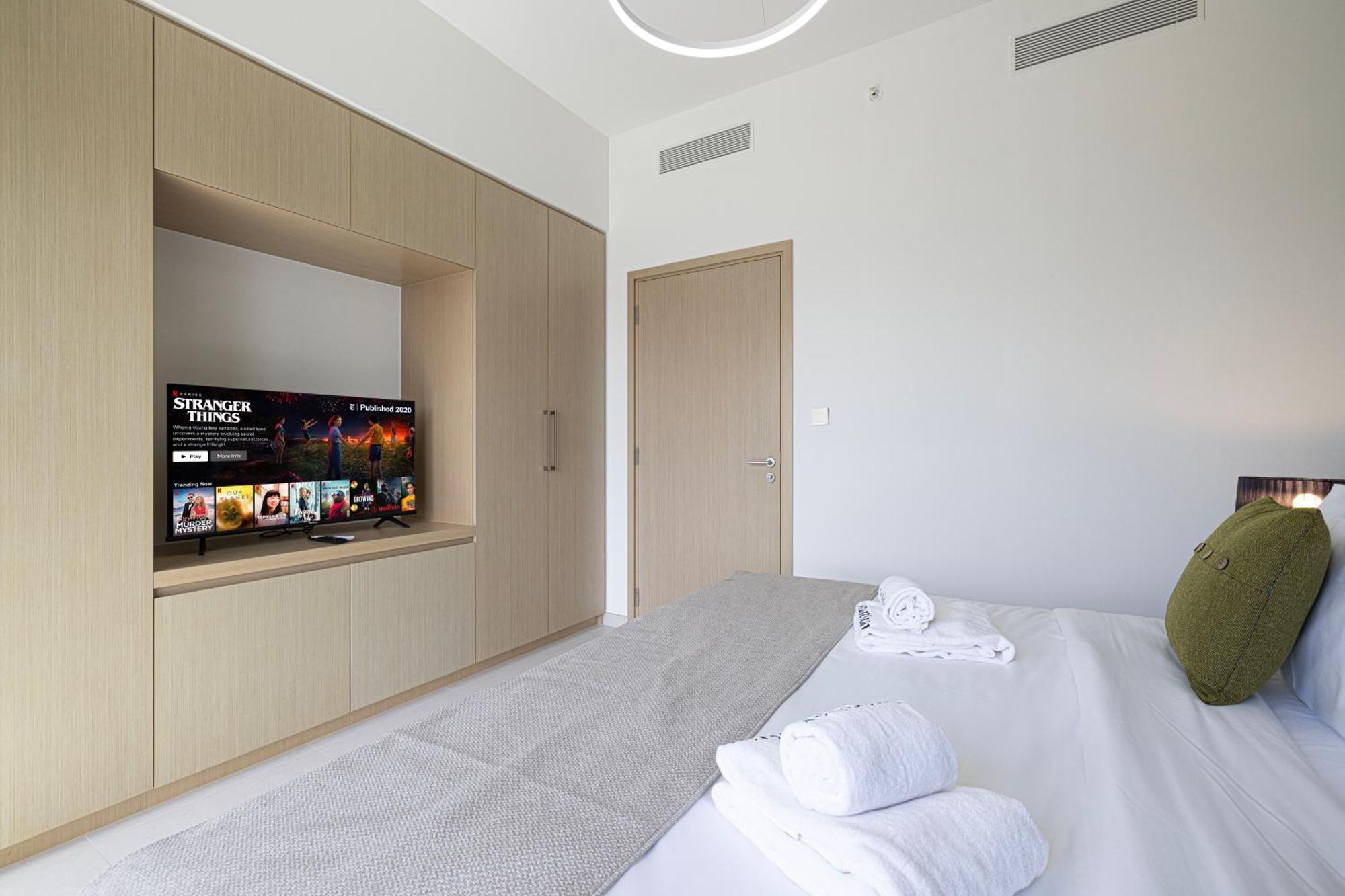 Smartstay At Burj Royale - Full Burj Khalifa View - Brand New Luxury Apartments دبي المظهر الخارجي الصورة