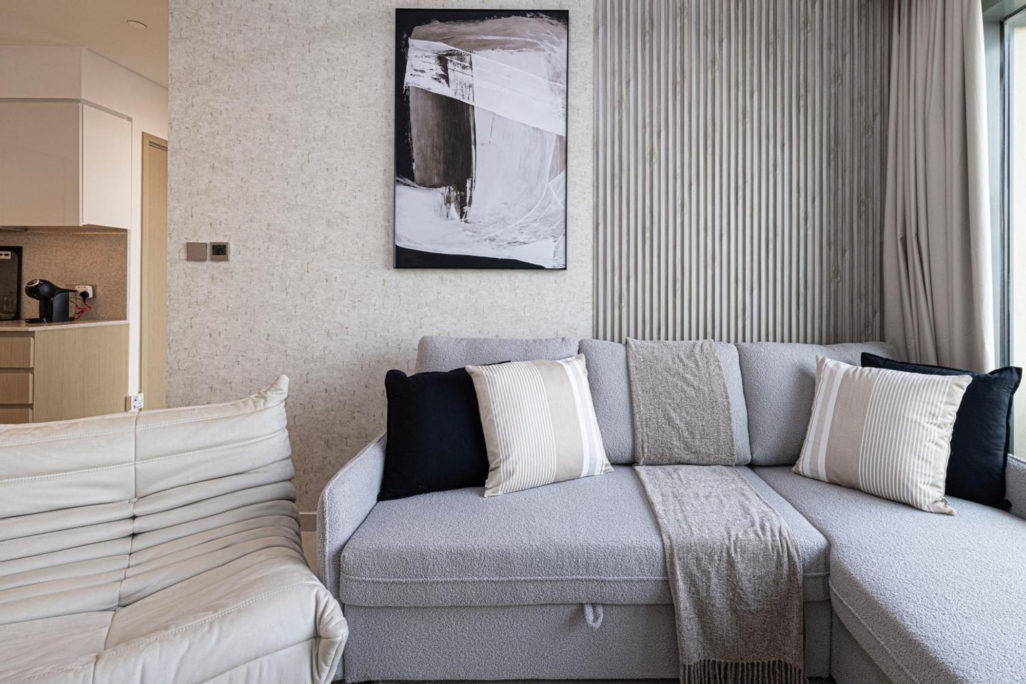 Smartstay At Burj Royale - Full Burj Khalifa View - Brand New Luxury Apartments دبي المظهر الخارجي الصورة