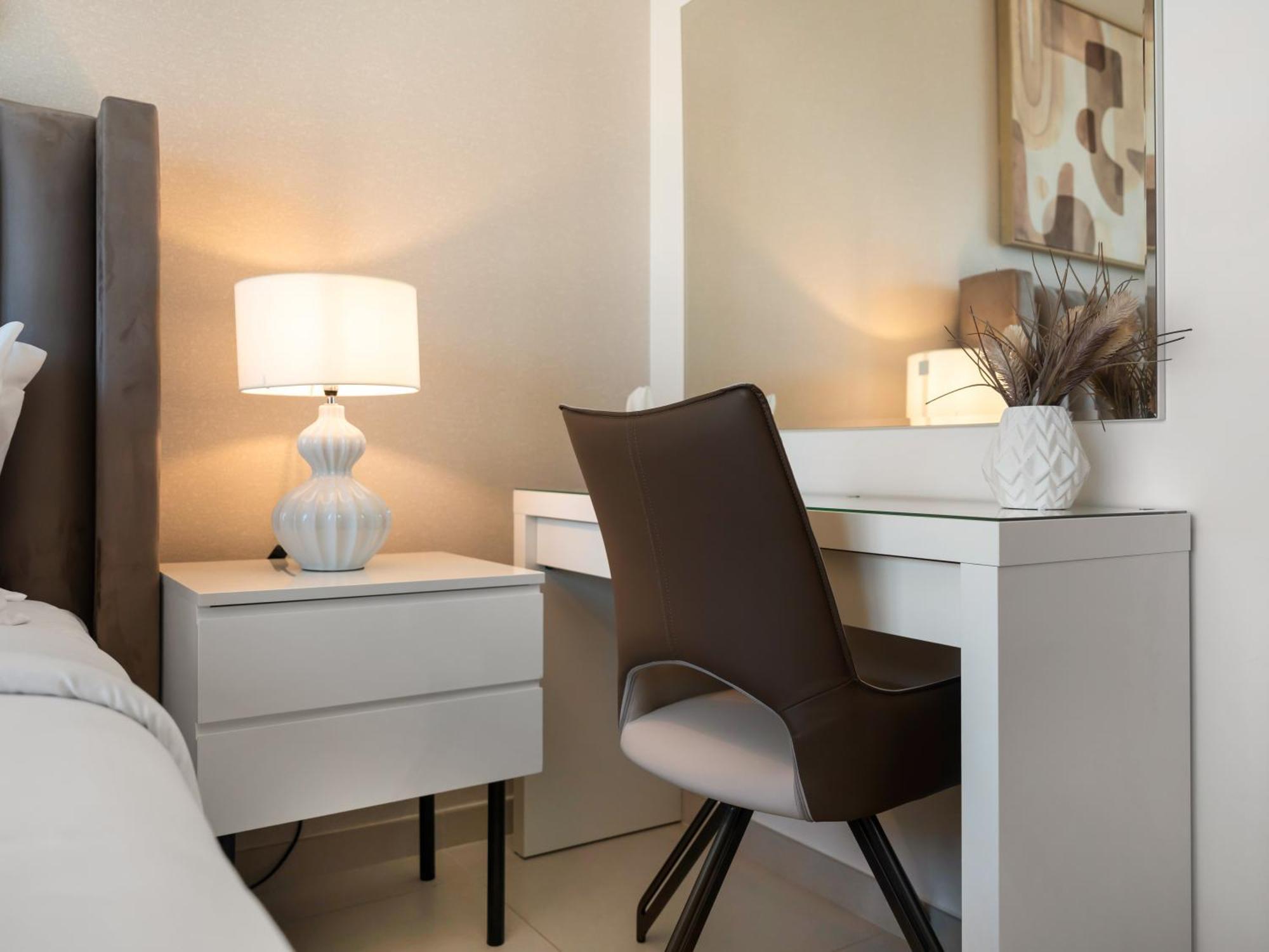Smartstay At Burj Royale - Full Burj Khalifa View - Brand New Luxury Apartments دبي المظهر الخارجي الصورة