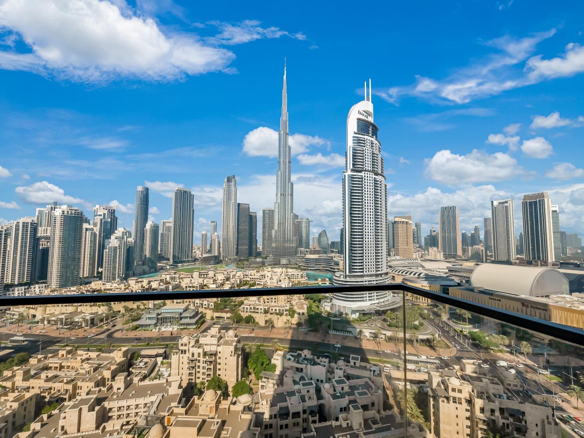Smartstay At Burj Royale - Full Burj Khalifa View - Brand New Luxury Apartments دبي المظهر الخارجي الصورة